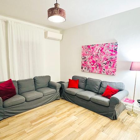 Bellhome 1 - Elegante Appartamento Nel Centro Di Bari Zewnętrze zdjęcie
